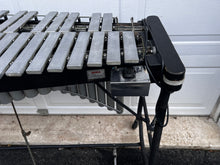 Load image into Gallery viewer, Deagan 582 Vibraharp Vibraphone with Original Motor