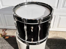 Load image into Gallery viewer, Pearl Championship Marching Piano Black Bass Drum 20”